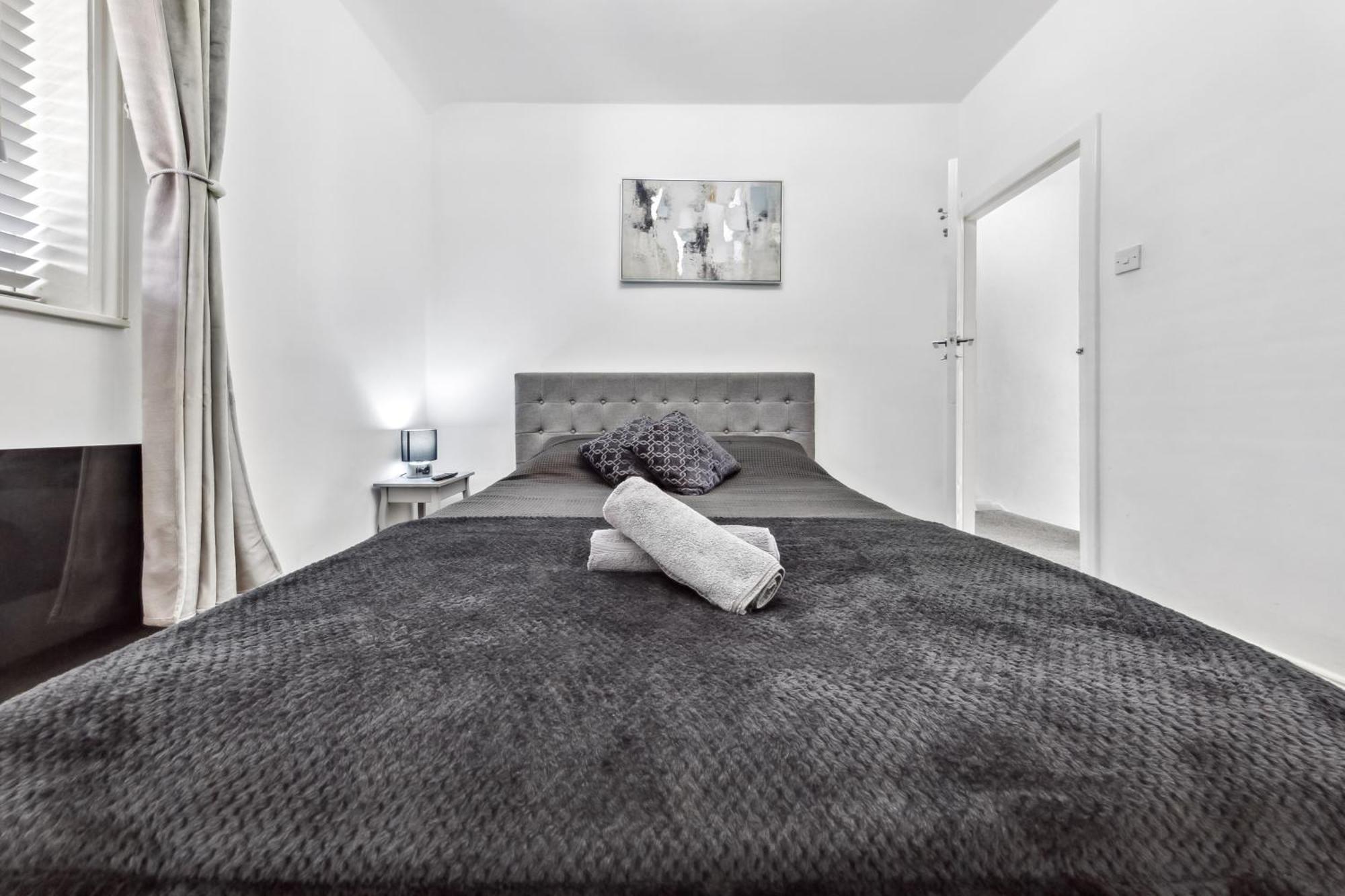 Bromley Serviced - Beckenham Place Park - - 2 Bed House - Free Parking - 2 Beds 1 Sofabed * Londres